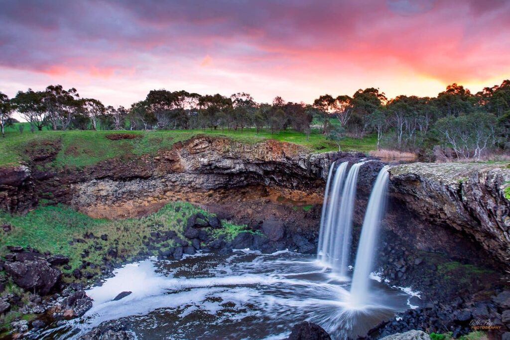 organicbanknotes | Wannon Scenic Lookout: Enjoy the views from Wannon Scenic Lookout.